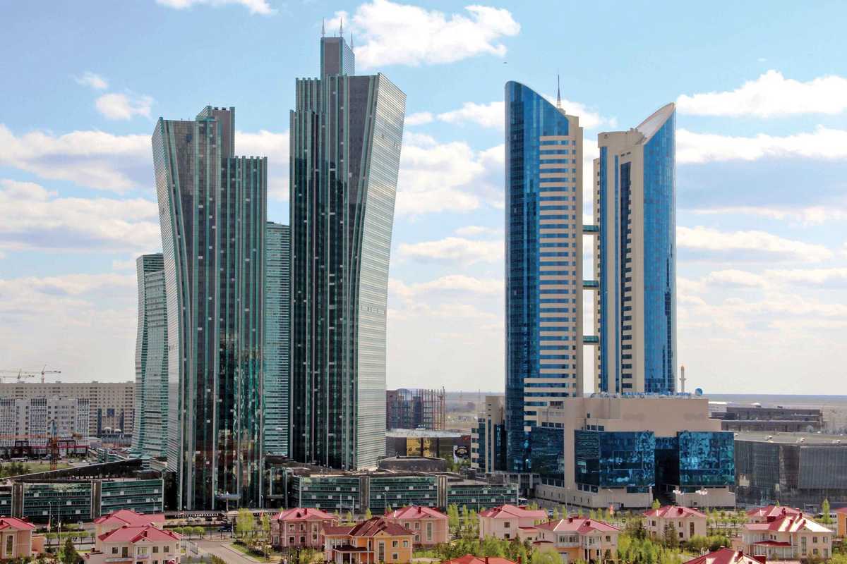 06.Astana.jpg (96 KB)