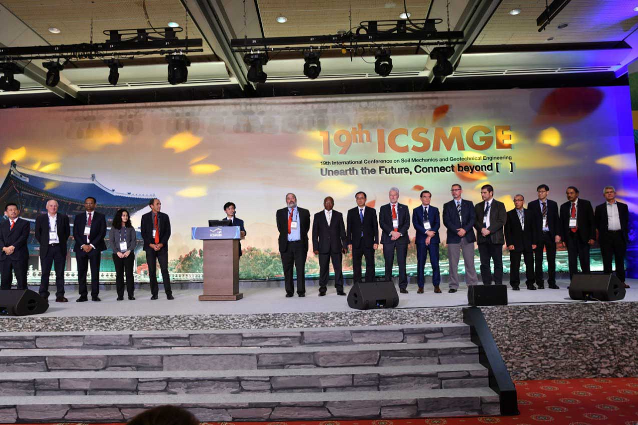Professor Charles Ng introduces the incoming Board and Chairs of the Board Level Committees