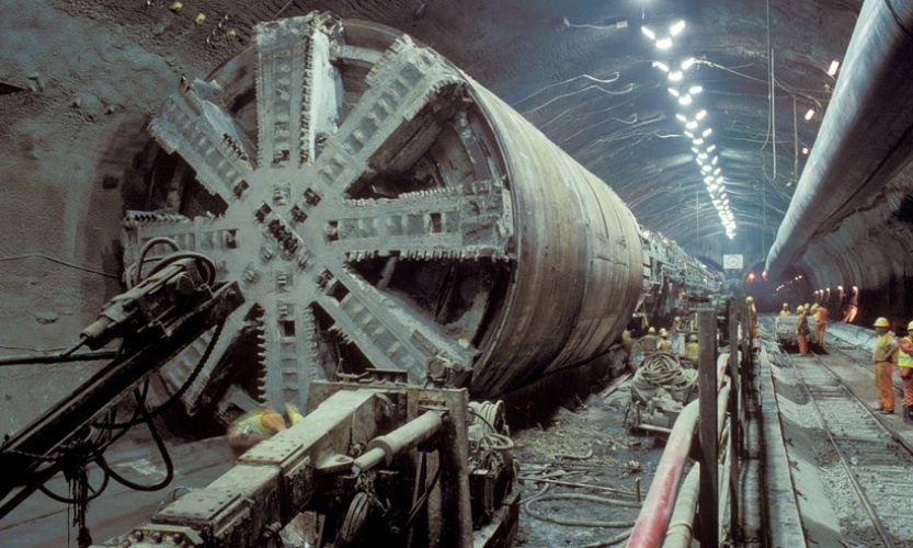 10.Channel_Tunnel-III.jpg (186 KB)