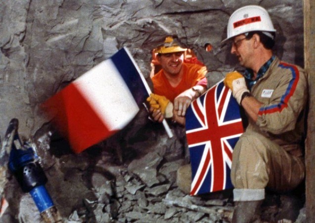 12.Channel_Tunnel-III.jpg (82 KB)