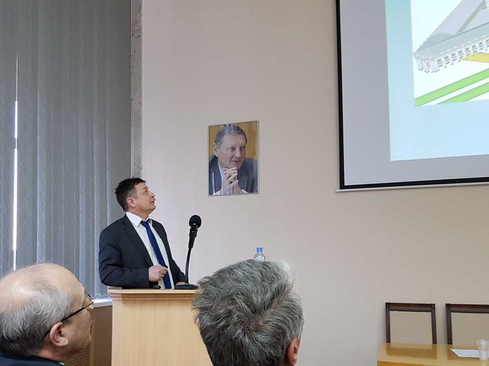 paramonov.VN_2.jpg (60 KB)
