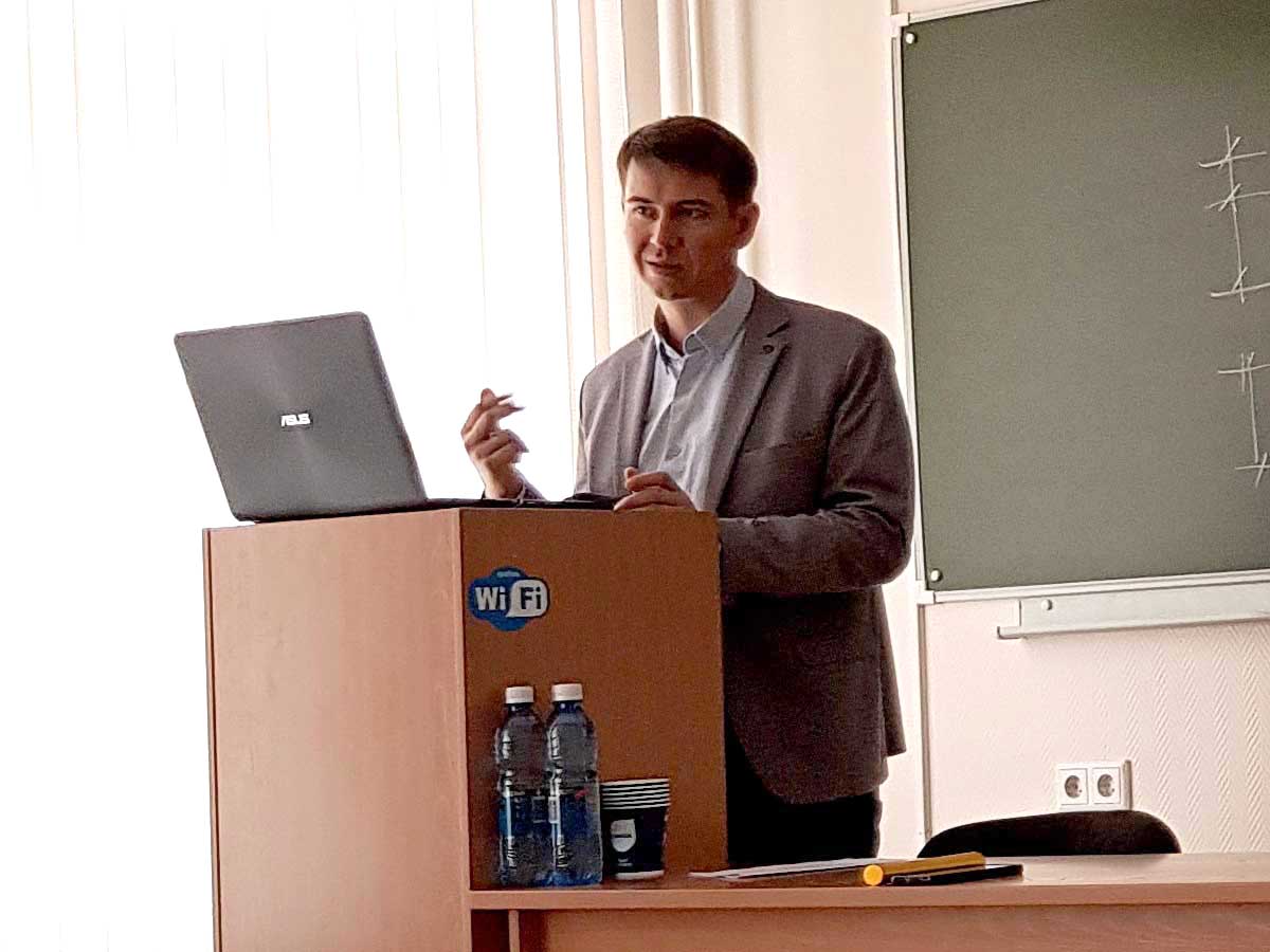 Mikhailov_V_S.1a.jpg (95 KB)