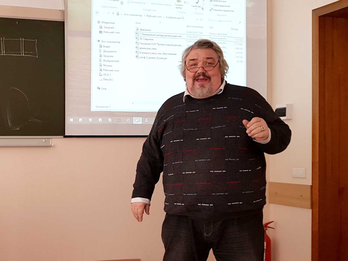 Nuzhdin_L_V.3.jpg (83 KB)