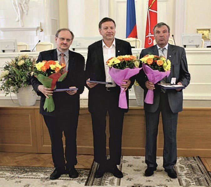 Osokin_Mangushev_Sakharov.jpg (96 KB)