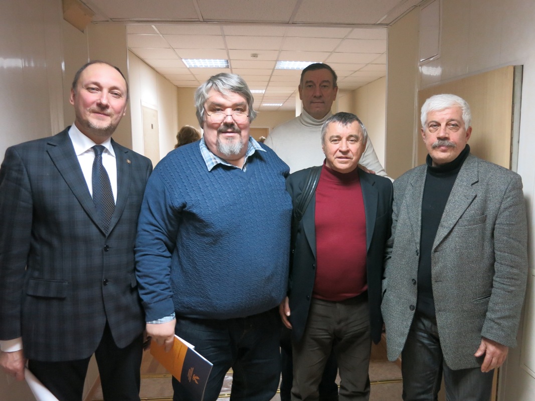 А.Б. Пономарев, Л.В. Нуждин, С.И. Евтушенко (сзади), А.И. Полищук, В.Г. Федоровский