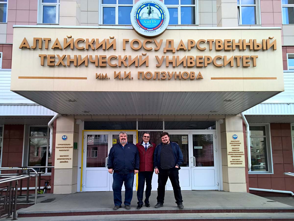 Нуждин Л.В., Носков И.В. и Нуждин М.Л.