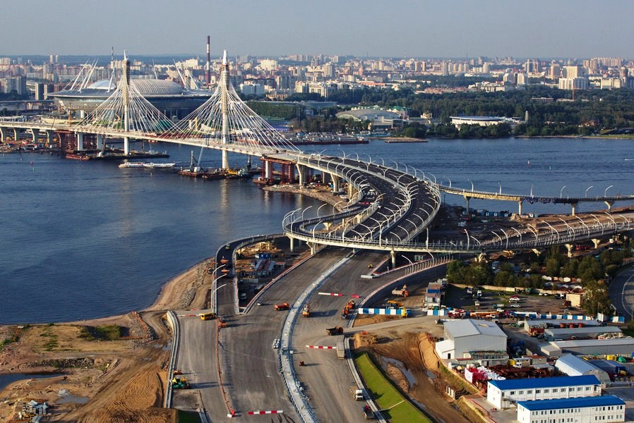 Вантовый мост через Петровский фарватер