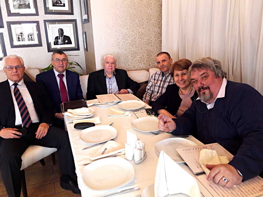 профессора А.Л. Готман, А.И. Полищук, Д.М. Шапиро, В.Г. Офрихтер, Н.З. Готман и Л.В. Нуждин