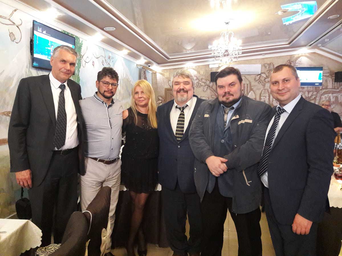 О.А. Шулятьев, О.В. Герасимов, Наташа Шулятьева, Л.В. Нуждин, М.Л. Нуждин и А.А. Петухов