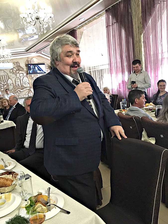 Л.В. Нуждин
