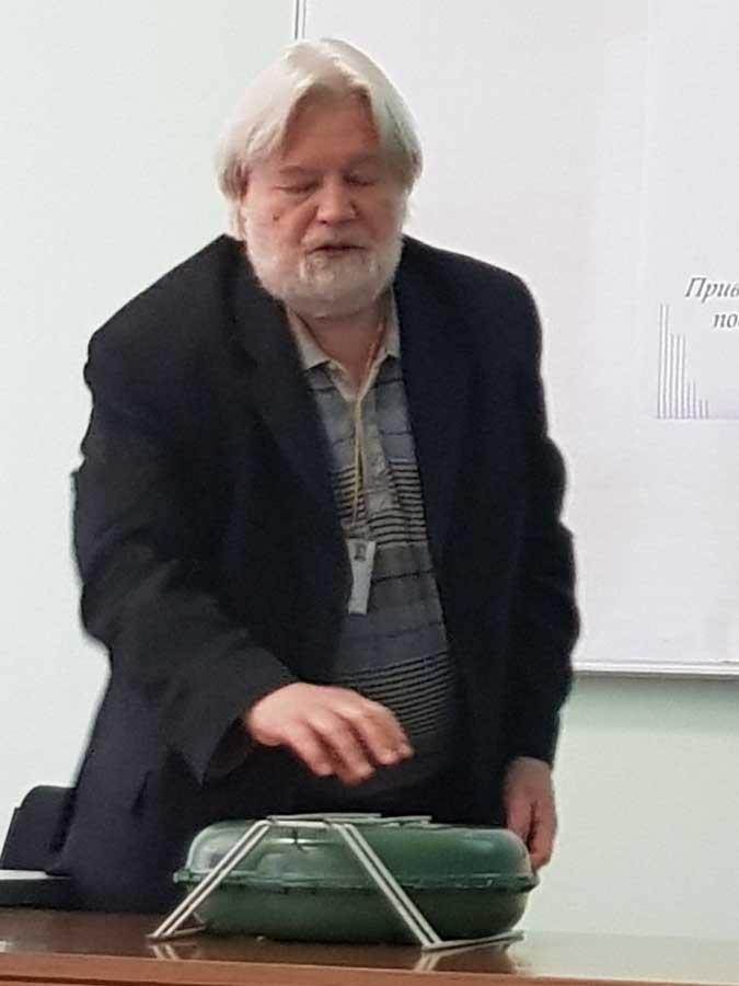 10.savinovsky_readings.jpg (51 KB)