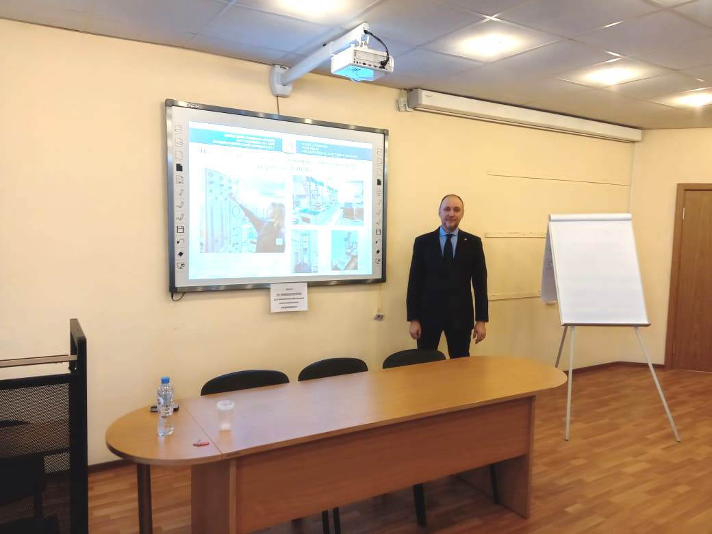1_Ponomarev_master_class.jpg (57 KB)