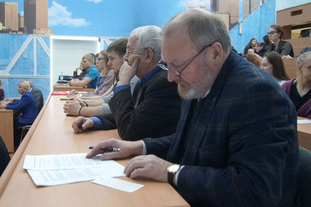 13.VV_Degtyaryov.jpg (107 KB)