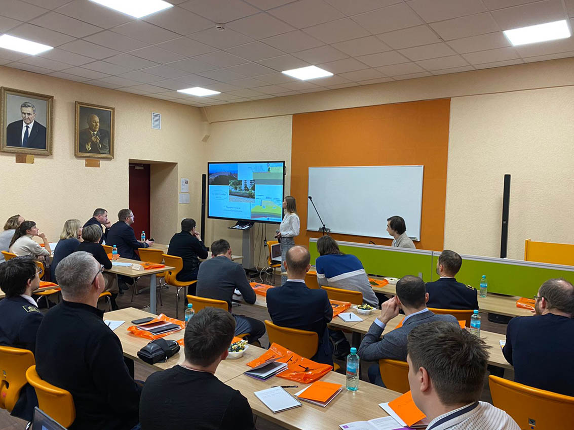 3_seminar_2022-11-25.jpg (159 KB)