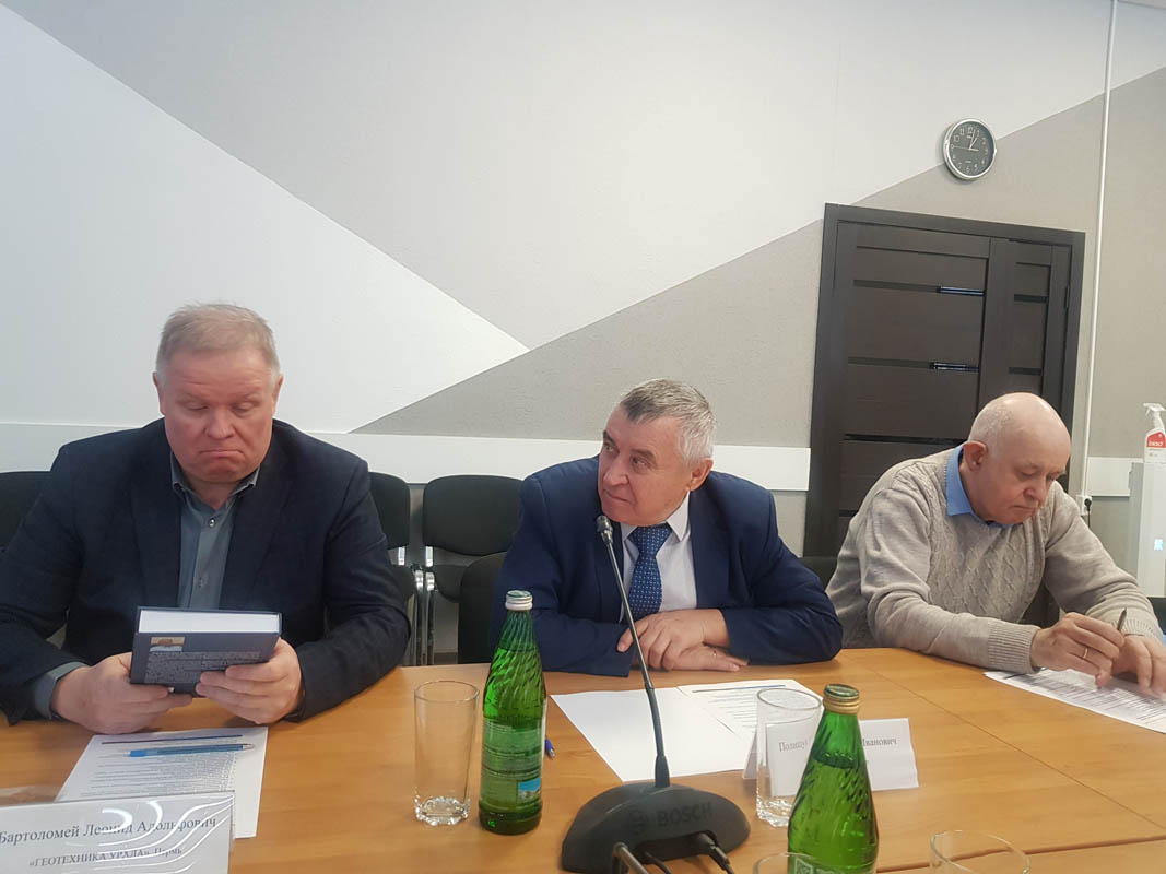 05_seminar_Volgograd_2024.jpg (98 KB)