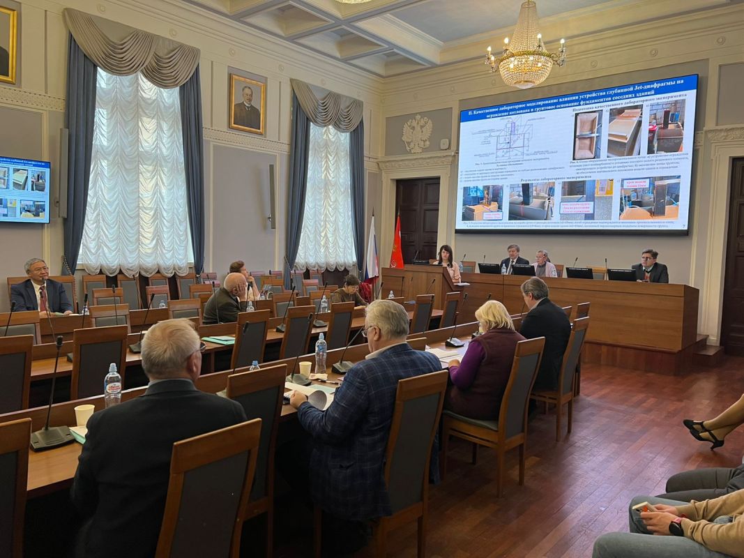 6_Denisova_00.jpg (145 KB)